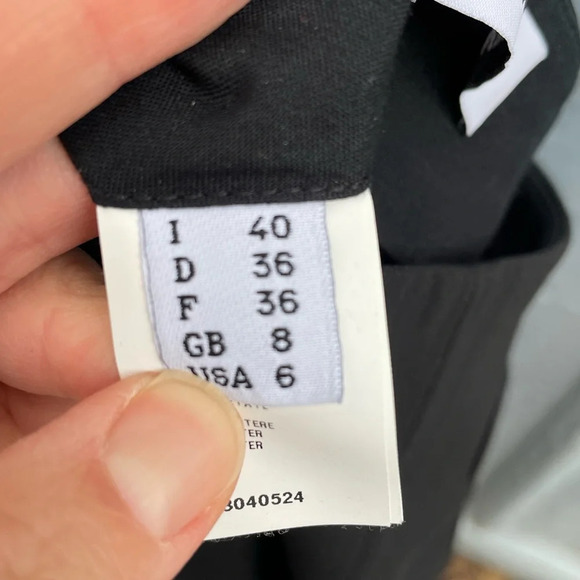 Moschino Cropped Black Flat Front Trousers, Size 6 - Picture 10 of 13